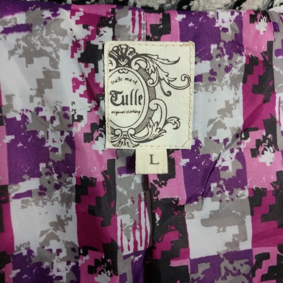 Anthropologie Tulle - Picture 5 of 5